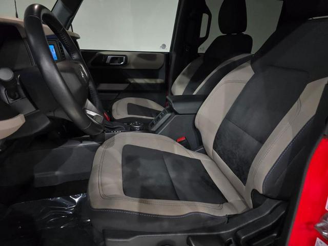 Photo of 2023 Race Red Ford Bronco