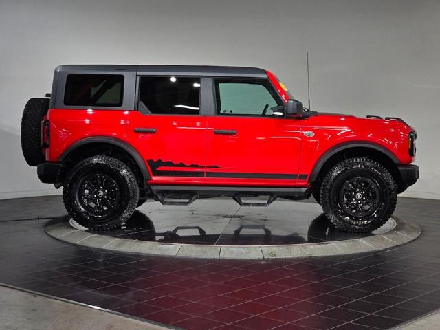 Photo of 2023 Race Red Ford Bronco