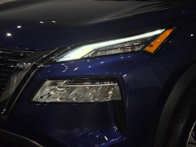 Photo of 2023 Caspian Blue Nissan Rogue