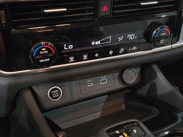 Photo of 2023 Caspian Blue Nissan Rogue