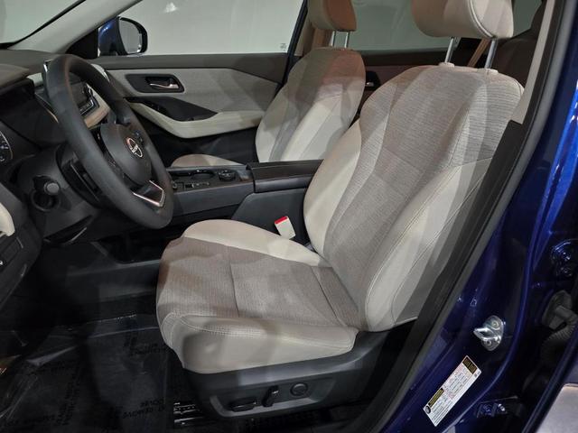 Photo of 2023 Caspian Blue Nissan Rogue