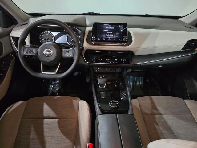 Photo of 2023 Caspian Blue Nissan Rogue