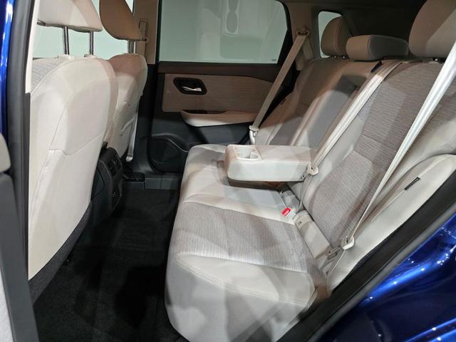 Photo of 2023 Caspian Blue Nissan Rogue
