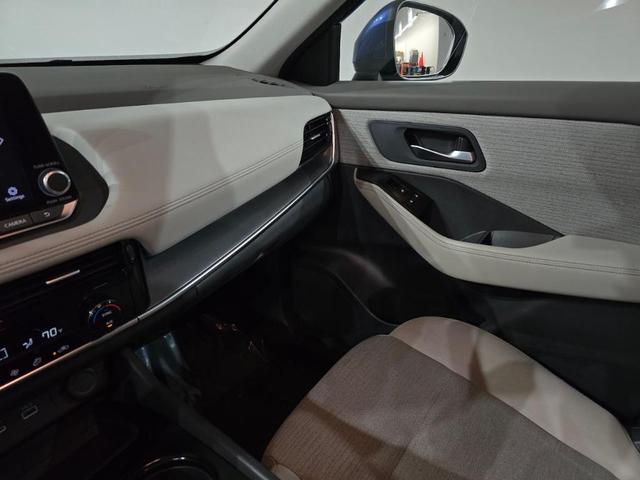 Photo of 2023 Caspian Blue Nissan Rogue