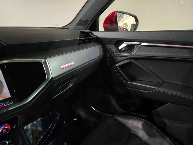 Photo of 2020 Tango Red Metallic Audi Q3