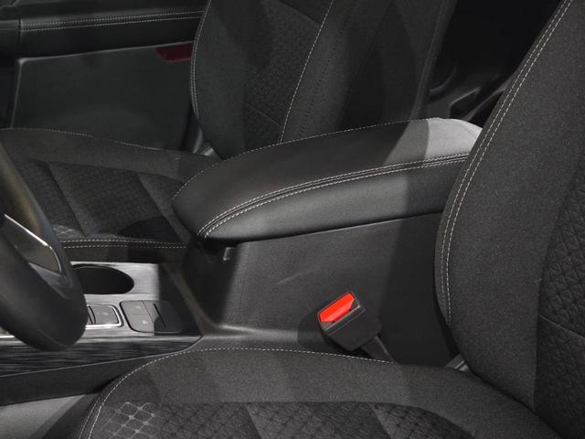 Photo of 2025 Carbonized Gray Metallic Ford Escape