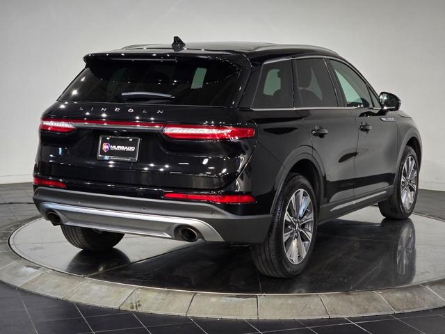 Photo of 2022 Infinite Black Metallic Lincoln Corsair