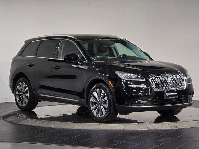Photo of 2022 Infinite Black Metallic Lincoln Corsair