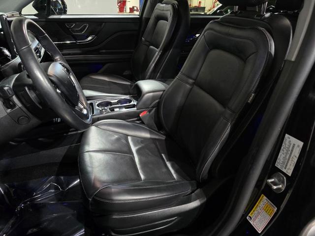 Photo of 2022 Infinite Black Metallic Lincoln Corsair