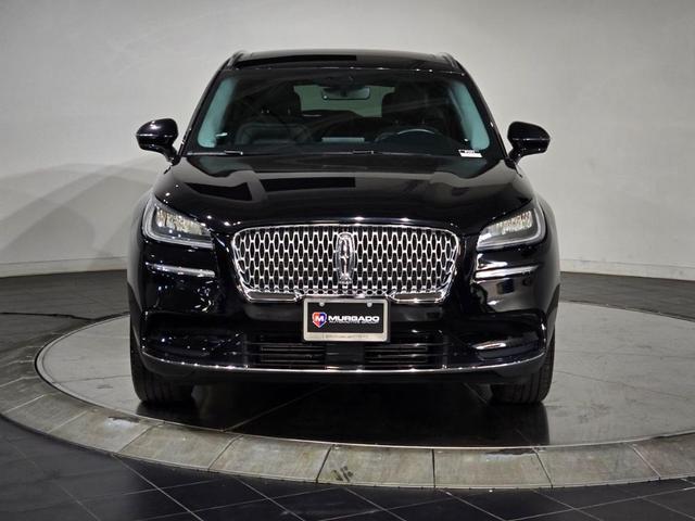 Photo of 2022 Infinite Black Metallic Lincoln Corsair