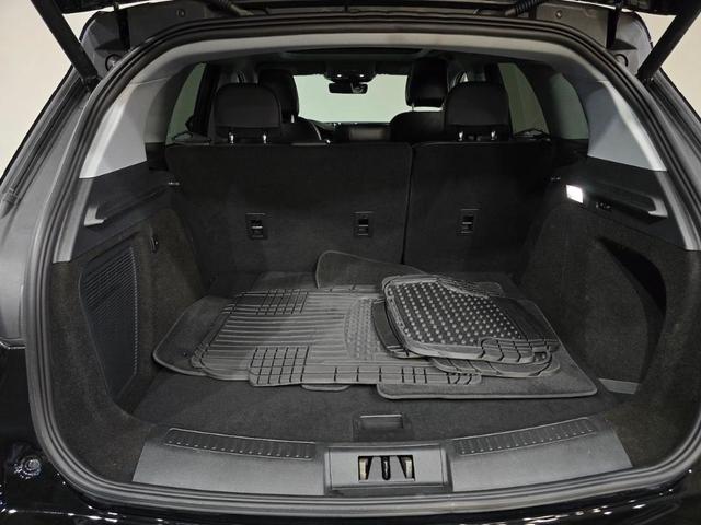 Photo of 2022 Infinite Black Metallic Lincoln Corsair