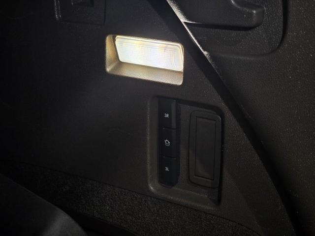Photo of 2022 Burgundy Velvet Metallic Tinted Clearcoat Lincoln Aviator