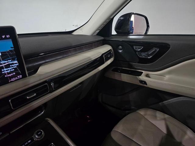 Photo of 2022 Burgundy Velvet Metallic Tinted Clearcoat Lincoln Aviator