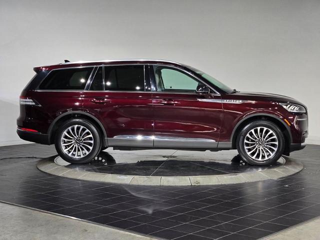 Photo of 2022 Burgundy Velvet Metallic Tinted Clearcoat Lincoln Aviator