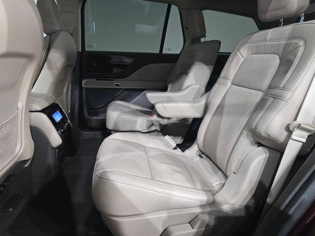 Photo of 2022 Burgundy Velvet Metallic Tinted Clearcoat Lincoln Aviator