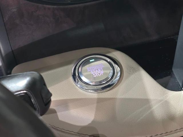 Photo of 2022 Burgundy Velvet Metallic Tinted Clearcoat Lincoln Aviator