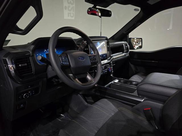 Photo of 2025 Agate Black Metallic Ford F-150