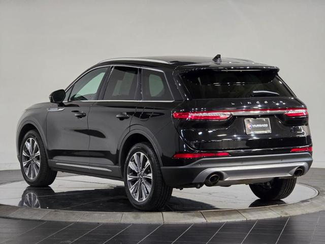 Photo of 2021 Black Lincoln Corsair