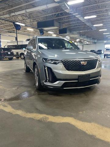 Photo of 2023 Silver Metallic Cadillac XT6