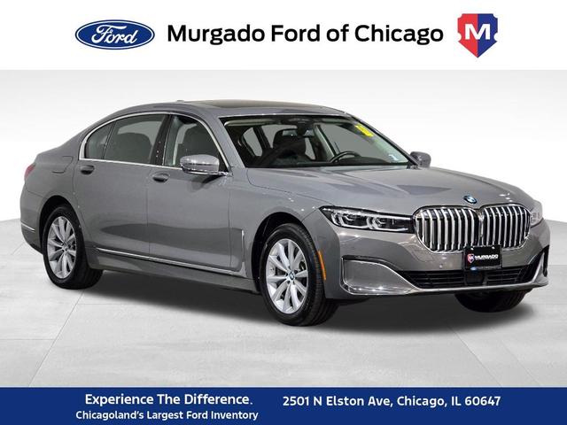 2022 BMW 750