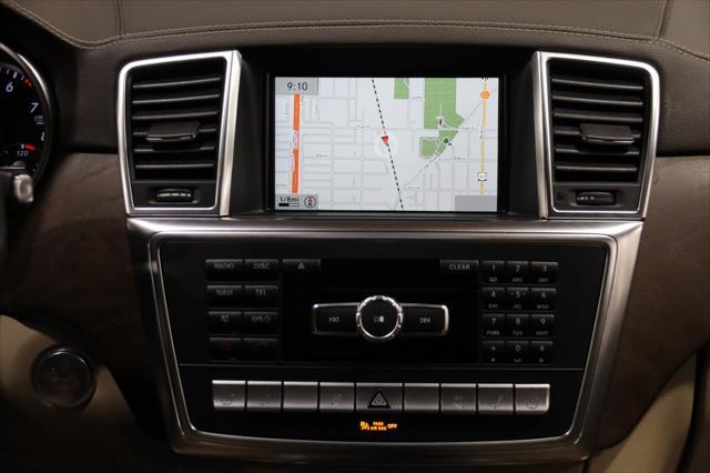 Photo of 2015 Cinnabar Red Metallic Mercedes-Benz GL-Class