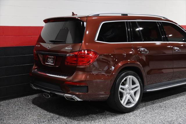 Photo of 2015 Cinnabar Red Metallic Mercedes-Benz GL-Class