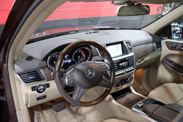 Photo of 2015 Cinnabar Red Metallic Mercedes-Benz GL-Class