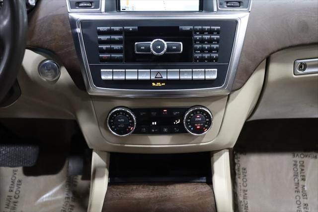 Photo of 2015 Cinnabar Red Metallic Mercedes-Benz GL-Class