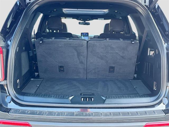 Photo of 2023 Agate Black Metallic Ford Explorer