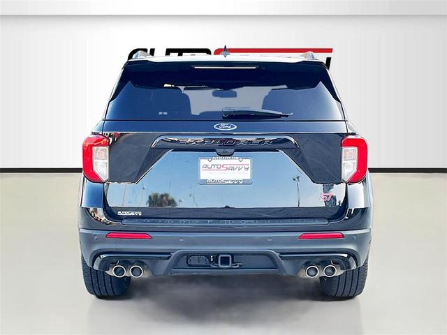 Photo of 2023 Agate Black Metallic Ford Explorer
