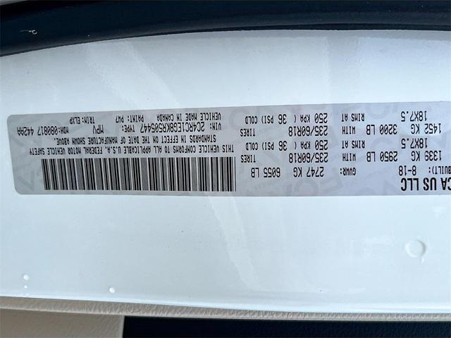 Photo of 2019 Bright White Clearcoat Chrysler Pacifica