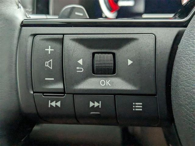 Photo of 2024 Super Black Nissan Pathfinder