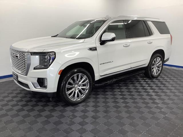 Photo of 2021 White Frost Tricoat GMC Yukon