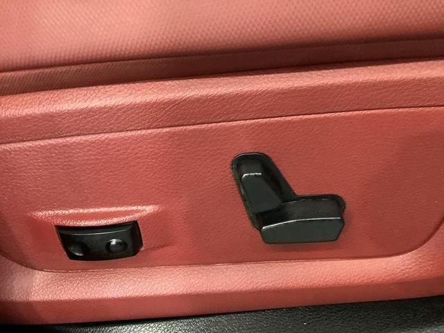 Photo of 2016 Flame Red Clearcoat RAM 1500
