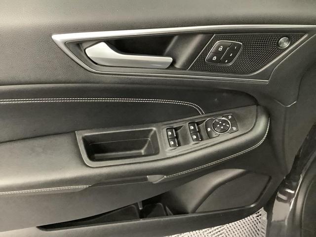 Photo of 2021 Gray Ford Edge