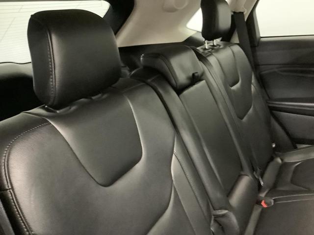 Photo of 2021 Gray Ford Edge