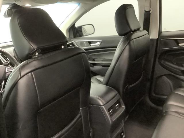 Photo of 2021 Gray Ford Edge