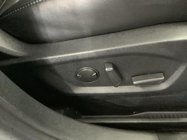 Photo of 2021 Gray Ford Edge