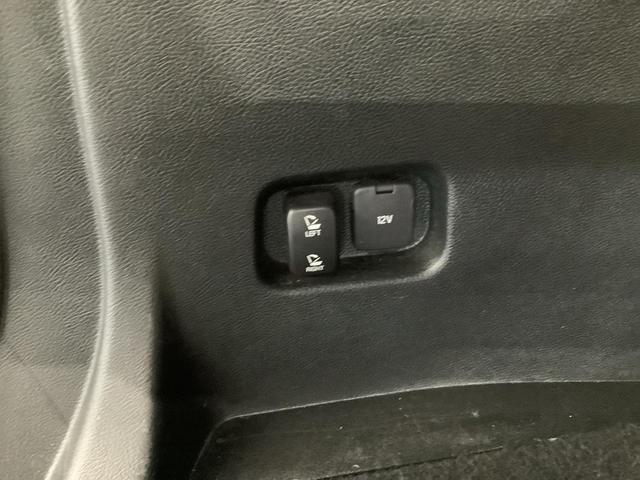 Photo of 2021 Gray Ford Edge