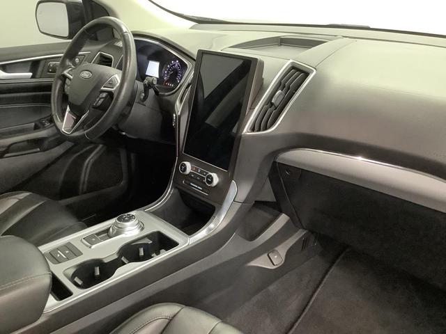 Photo of 2021 Gray Ford Edge