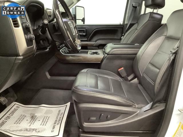 Photo of 2018 White Frost Tricoat GMC Sierra 2500