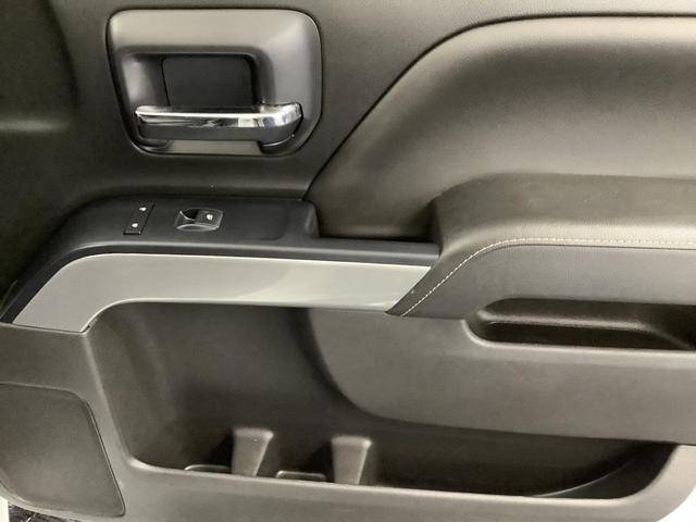 Photo of 2018 Summit White Chevrolet Silverado 1500