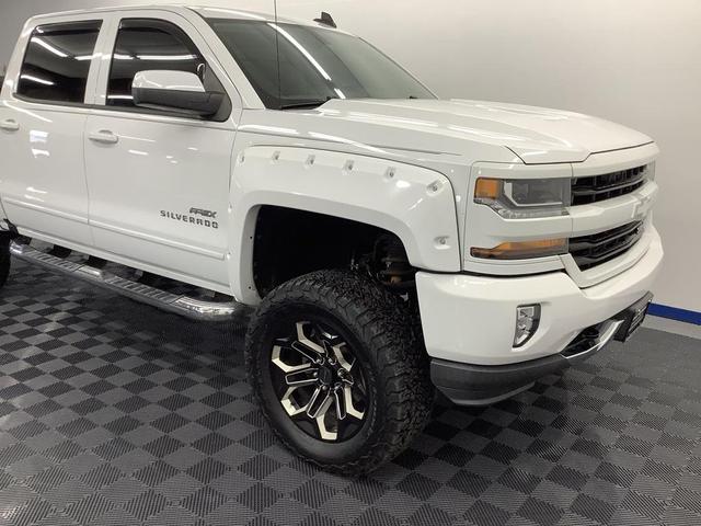 Photo of 2018 Summit White Chevrolet Silverado 1500