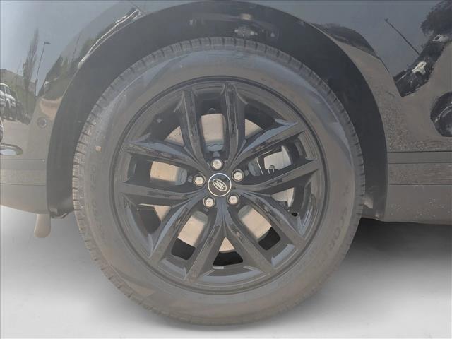 Photo of 2026 Santorini Black Metallic Land Rover Range Rover Velar