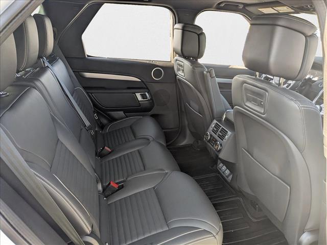 Photo of 2024 Fuji White Land Rover Discovery