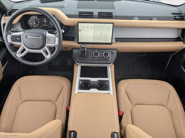 Photo of 2025 Fuji White Land Rover Defender