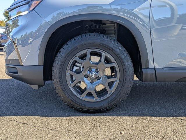 Photo of 2025 Sonic Gray Pearl Honda Pilot