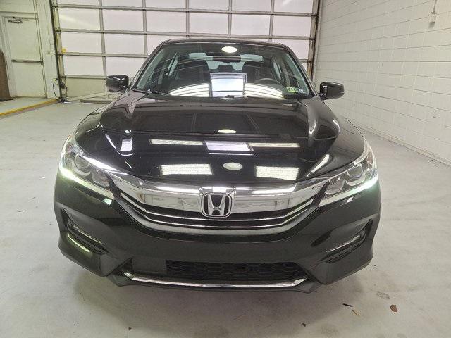 Photo of 2016 Crystal Black Pearl Honda Accord