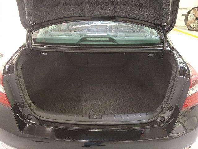 Photo of 2016 Crystal Black Pearl Honda Accord