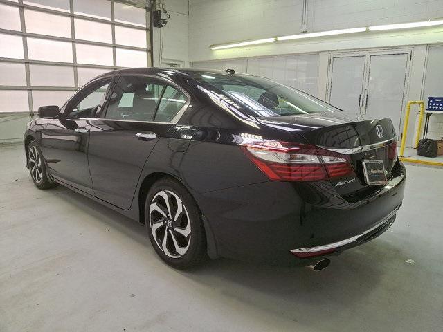 Photo of 2016 Crystal Black Pearl Honda Accord